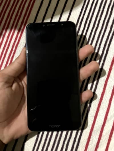 Huawei y6 prime 4/64 snap dragon 425 all ok no open no repair