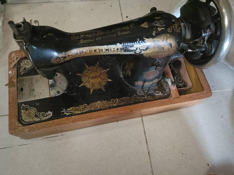 singer sewing machine 0