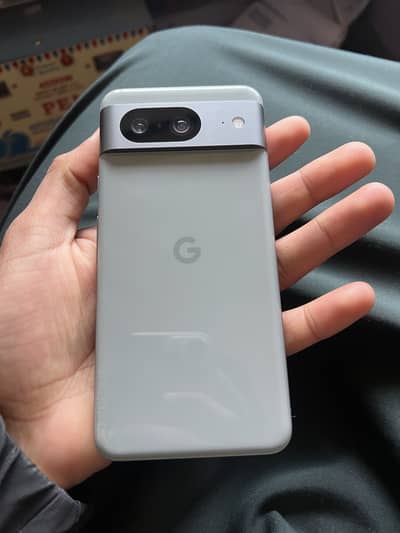Google pixel 8