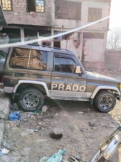 Land cruiser 1986 auction exchange possible with RKR