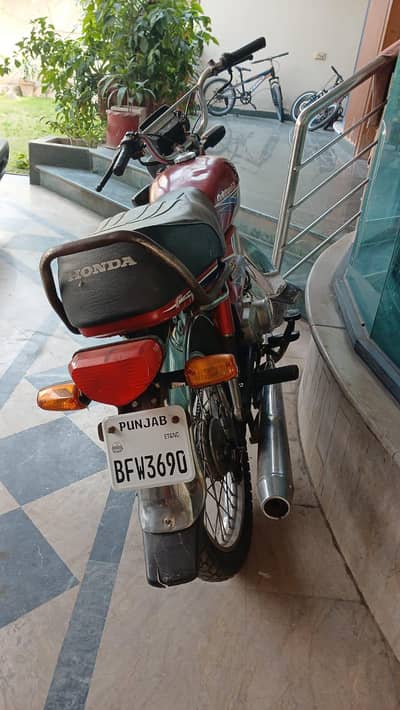 2013 model honda cd 70