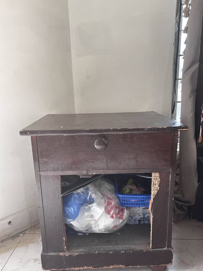 Single bed/side table/ double wardrobe 5