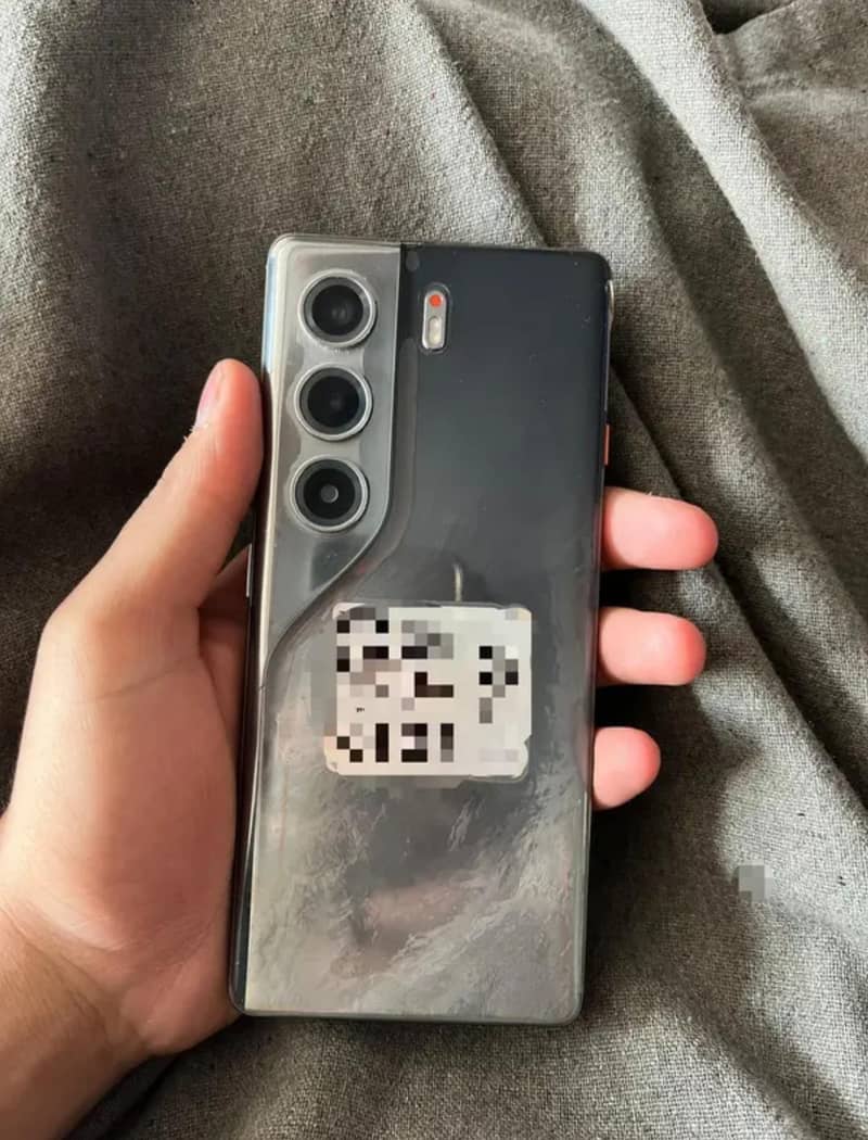 Techno Camon 40 pro 3