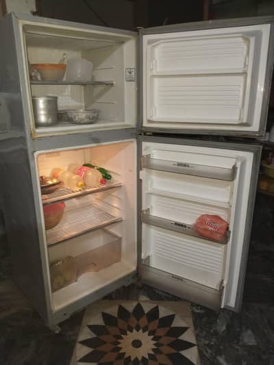 Dawlance Medium Size Fridge All Ok Good Condition