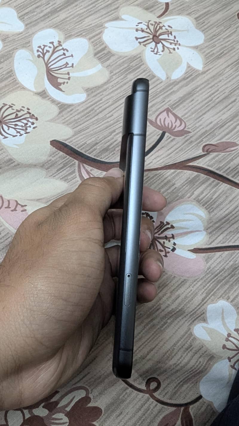 Google pixel 8/ google pixel / 1