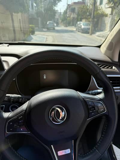 DFSK Glory 580 Pro 2023 |  26,000 KM Driven | Insurance  paid for 2026