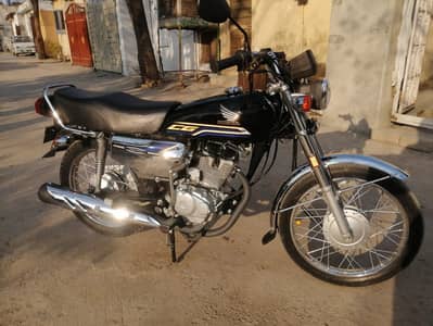 Honda CG 125 Special Edition 2024 islamabad no contect 03015711887