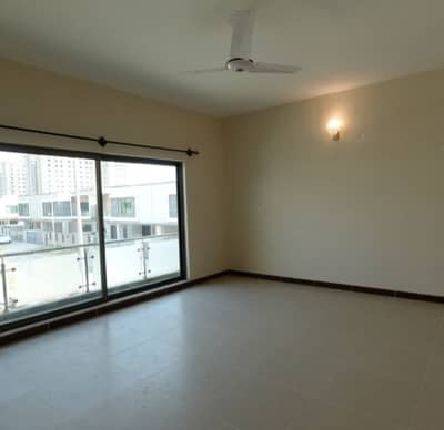 375 Square Yards House For Sale In Beautiful Askari 5 - Sector J