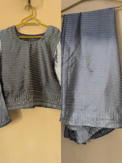 Size medium. Product includes peti coat, blouse and saree