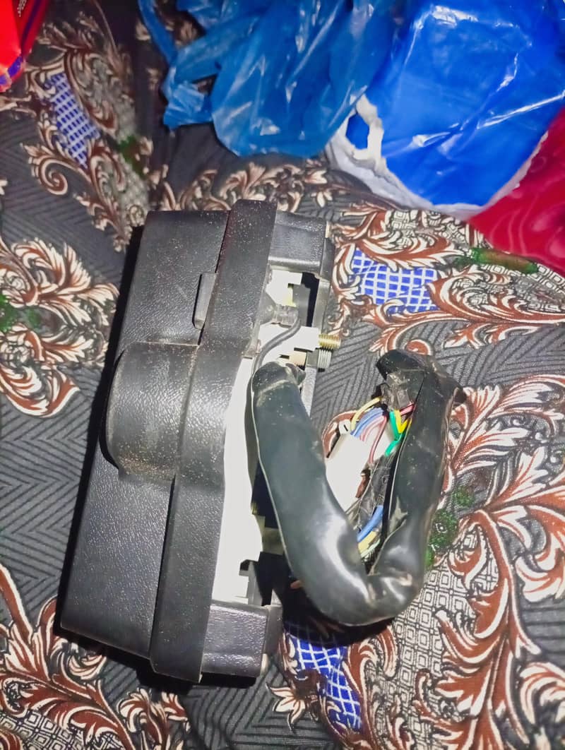 ڈیجیٹل میٹر فار سیل۔۔۔ زبردست کنڈیشن 2