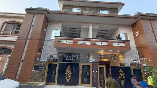 Immediately Sale   5 Marla Double Storey Newly Constructed Beautiful House