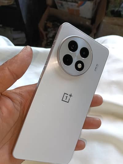 oneplus A5 12.256 official PTA. like ya new device. .