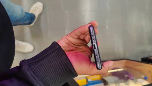 iPhone 11 Factory Unlock Exchange possible