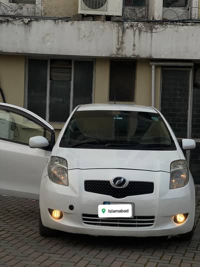 Toyota Vitz 7/13 Just 2 piece touch Need condition