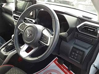 Toyota Raize 2020 / 2026 - Z Packege