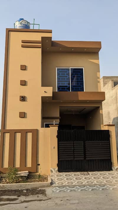 Modern 5 Marla Beauty For Sale Steps Away From The Park