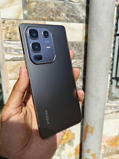 Note 50 9.5 by 10 Condition 6 month warranty Remaining