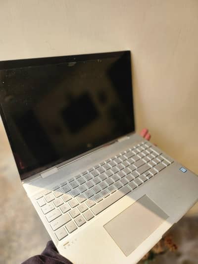 HP ENVY × 360 i5 8TH G