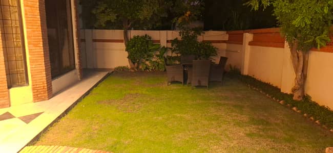 G-10 DOUBLE STORY HOUSE 40X80 SUN FACE ON IBN-E-SINA ROAD BEST RETURN ON INVESTMENT