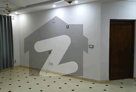 House Of 12 Marla Available For Rent In I-8/3