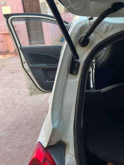 Suzuki Cultus VXL 2019 in totall genuine form