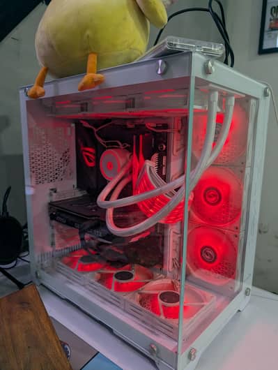 HIGH END WHITE GAMING PC BUILD