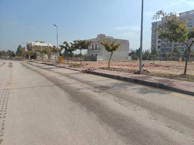 8 Marla Front Open Plot for Sale in Sector J Street 13 | Bahria Enclave Islamabad