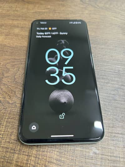 Google pixel 5 Mobile with charger