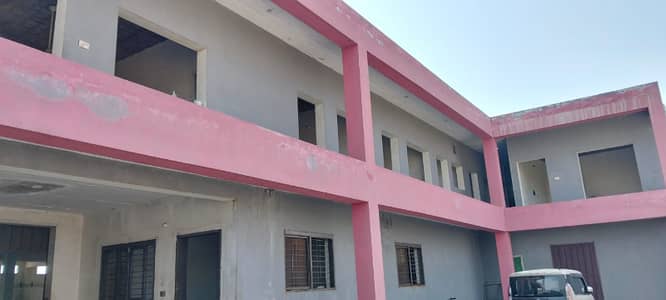 5 Kanal Single Storey Factory For Sale Near Kaacha Flyover