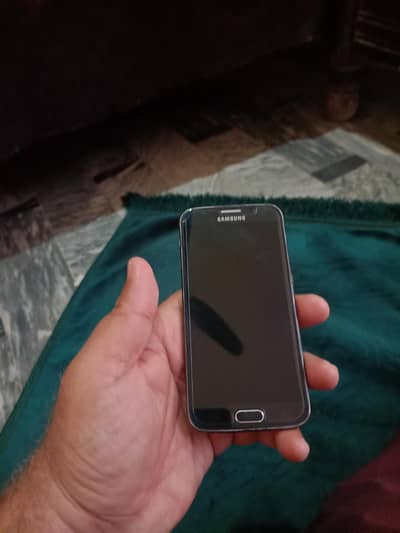 Samsung s6 super amlod display slim stylish good look phone no open