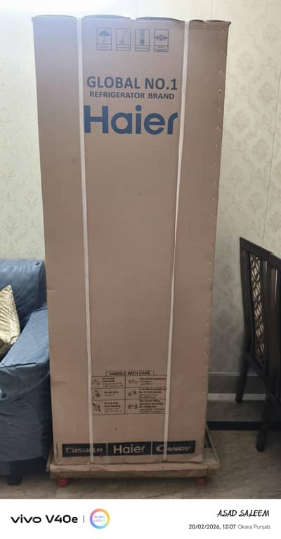 Haire Refrigerator for sale  408 liter Black glass  box pack