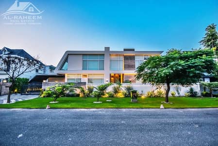 2 KANAL MAZHAR DESIGN ULTRA MODERN FULL BASEMENT FULLY FURNISHED PLUS SWIMMING POOL HOME CENIMA LIFT AND MANY OTHER AMENITIES BANGALOW FOR SALE NEAR TO RAYA FAIR WAYS