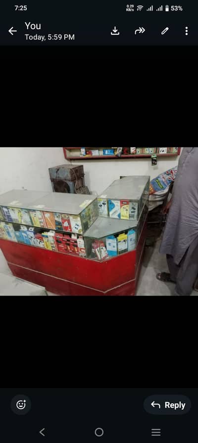 Urgent sale 2 counters and 02 racks