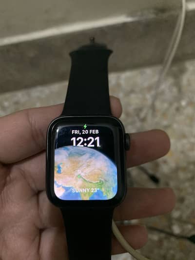 Apple watch s6 40mm for urgent sale