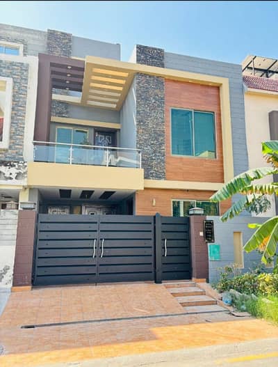Bahria Nasheman 5 Marla Most Beautiful House Available For Sale Prime Location Near To Park And Masjid