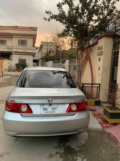Honda city idsi 2007 isb registered