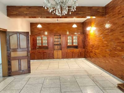 1 Kanal Upper Portion Is Available For Rent In F-11