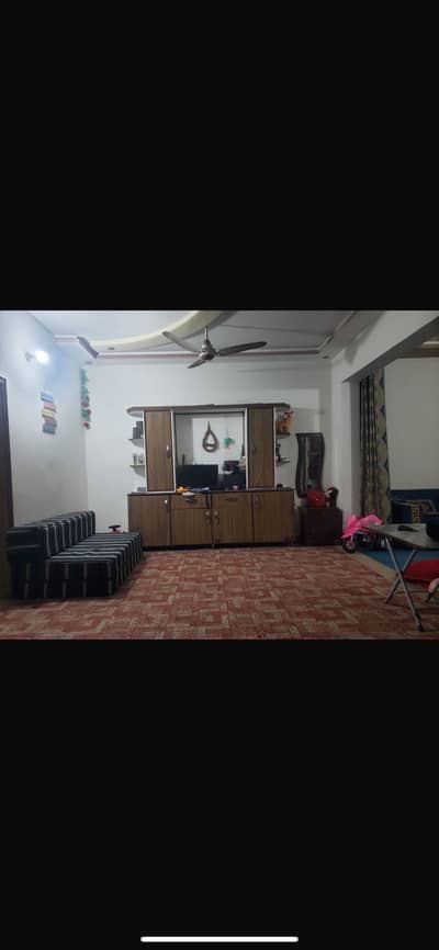 NEAT N CLEAN LOWER PORTION AT PRIME LOCATION WITH SEP MOTOR TANK OR GEASER