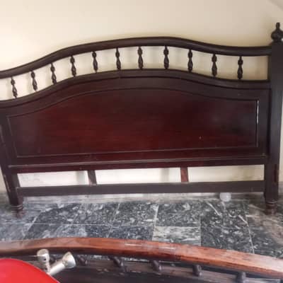 king size wood bed