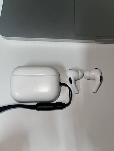 Original Apple Airpods Pro