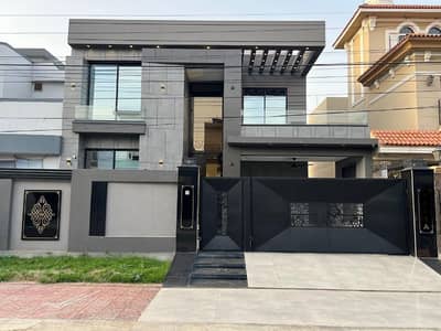 10 Marla House For Sale In Central Park Housing Scheme Lahore Ferozpur Road In Hot Location