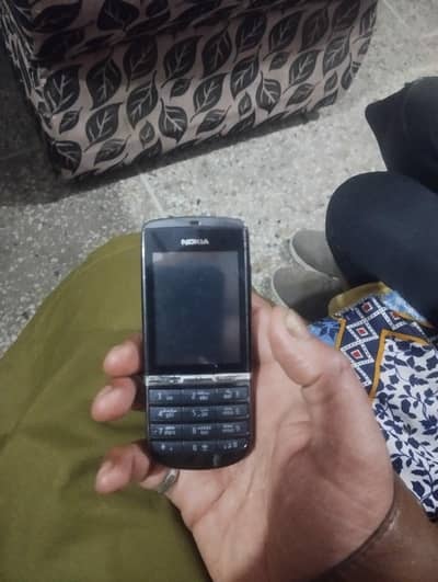 brand new Nokia Asha 300 touch and type for sale 0300//9566//789