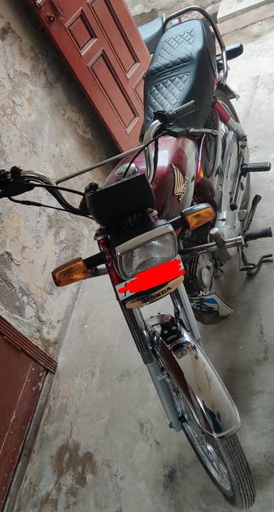 Honda CD 70 2023 Model for Sale.