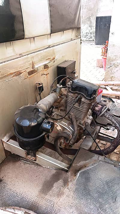 Jhang - Tez Raftar Loader Rickshaw With Covered Steel Back Hood