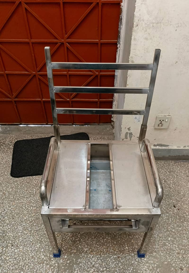 ‎اسٹین لیس اسٹیل پیشنٹ چیئر برائے فروخت ۔ 1