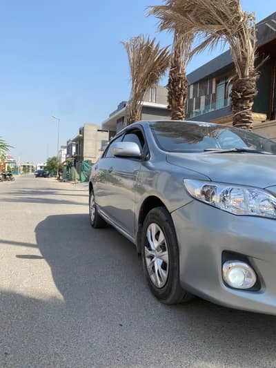 Toyota Corolla GLI 2011 Model