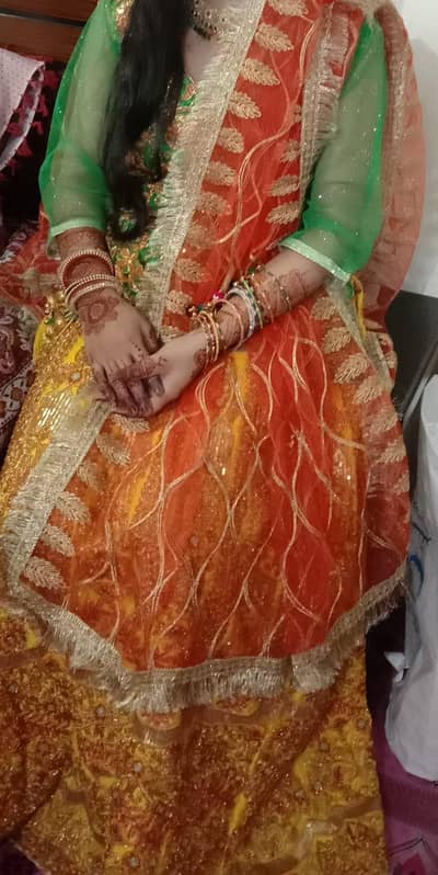 Mehndi lehnga choli