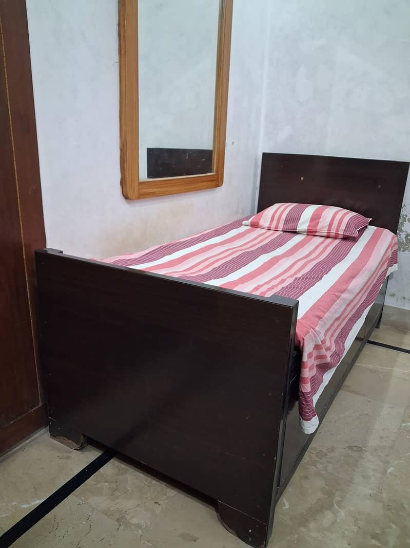 Single Bed with storage 0