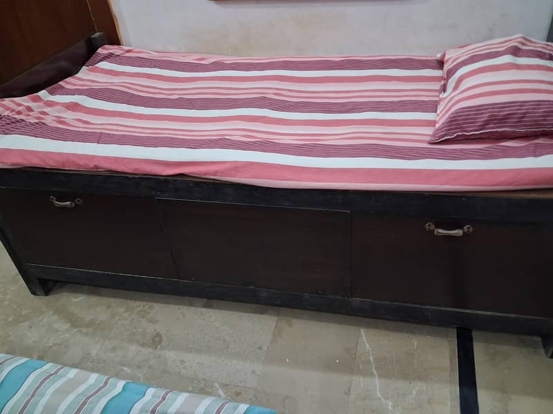 Single Bed with storage 1