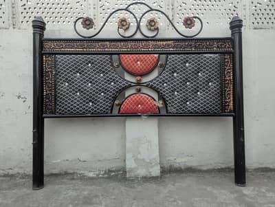 Iron bed with it's mattress